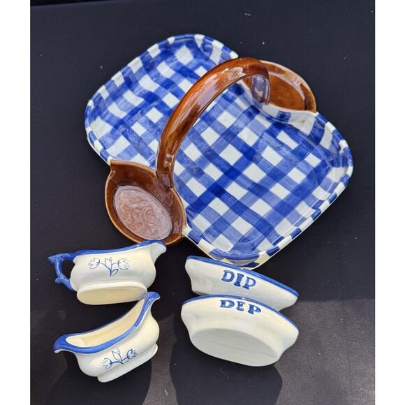 Vtg Picnic Basket Serving Tray With 2 Sauce 2 Dip Bowls Adorable Blue Check - Picture 4 of 12